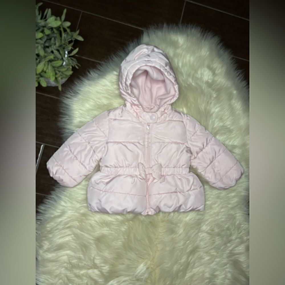 Baby Gap pale pink puffer hooded jacket sz 12-18 Months